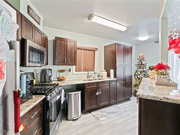 4th image of 5011 Ada Dr