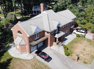 11 Niles Ln, Winchester, MA 01890
