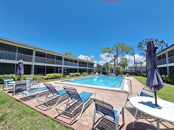 2nd image of 25498 Cockleshell Dr APT 406