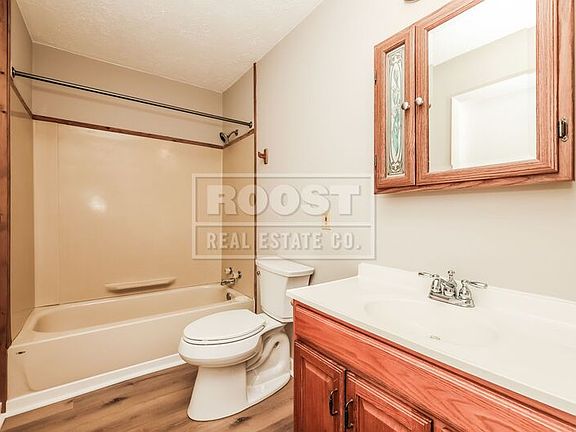 5th image of 2406 Springfield Xenia Rd