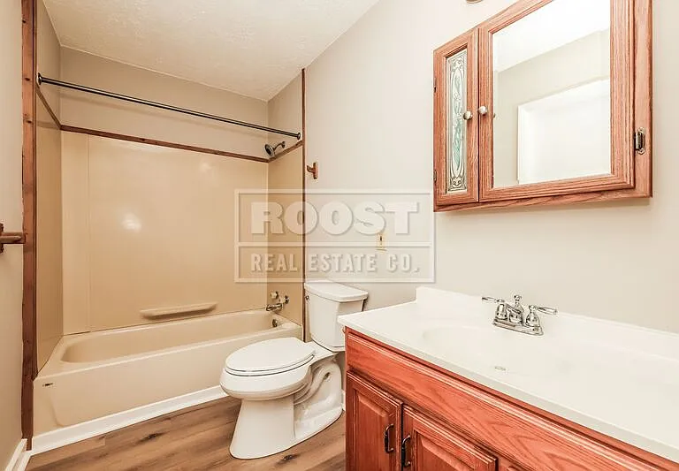 2406 Springfield Xenia Rd — Photo 5