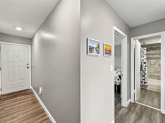 4th image of 9950 62ND TERRACE N #408