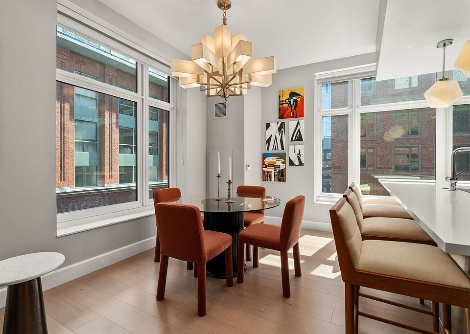 1st image of 100 Lovejoy Wharf Unit 11K