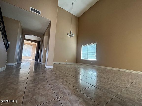2nd image of 5576 Manuel Moreno Dr