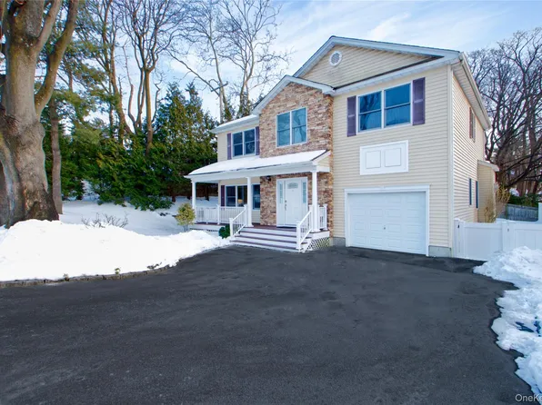 9 Revere Road, Port Washington, NY 11050