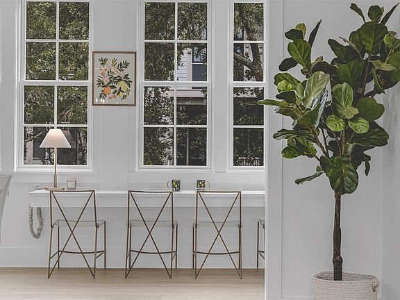 4th image of 178 Bluejack St