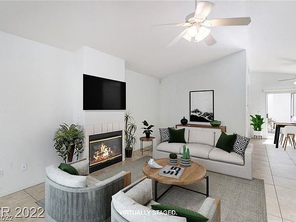 3rd image of 5425 Geneive Ln Unit 102