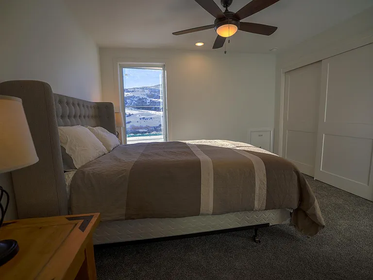 382 Taylor St — Photo 8