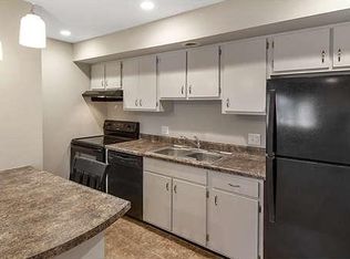 1613 Lyndhurst Dr APT A, Savoy, IL
