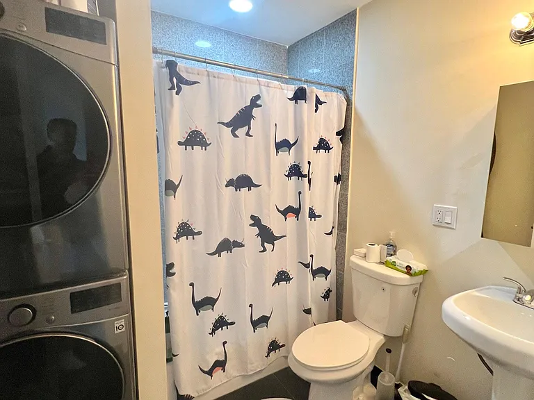 21 Cortes St #4 — Photo 8