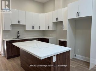43 Jarvis St #205, Fort Erie, ON
