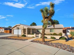 12294 Snapping Turtle Rd, Apple Valley, CA 92308