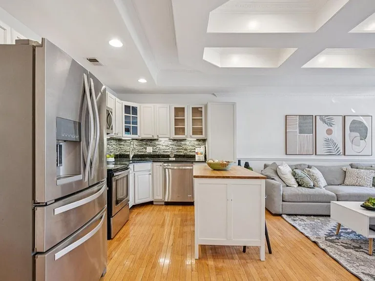 224 S St NE #2 — Photo 8