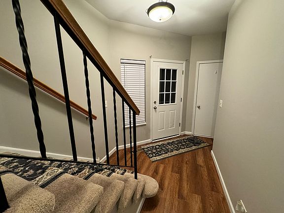 2nd image of 1619 Woodcrest Cir #1619