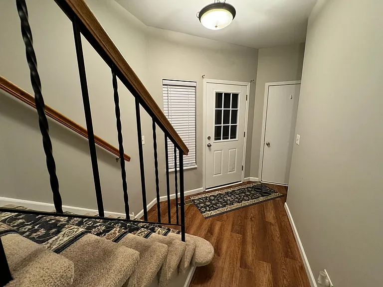 1619 Woodcrest Cir #1619 — Photo 2