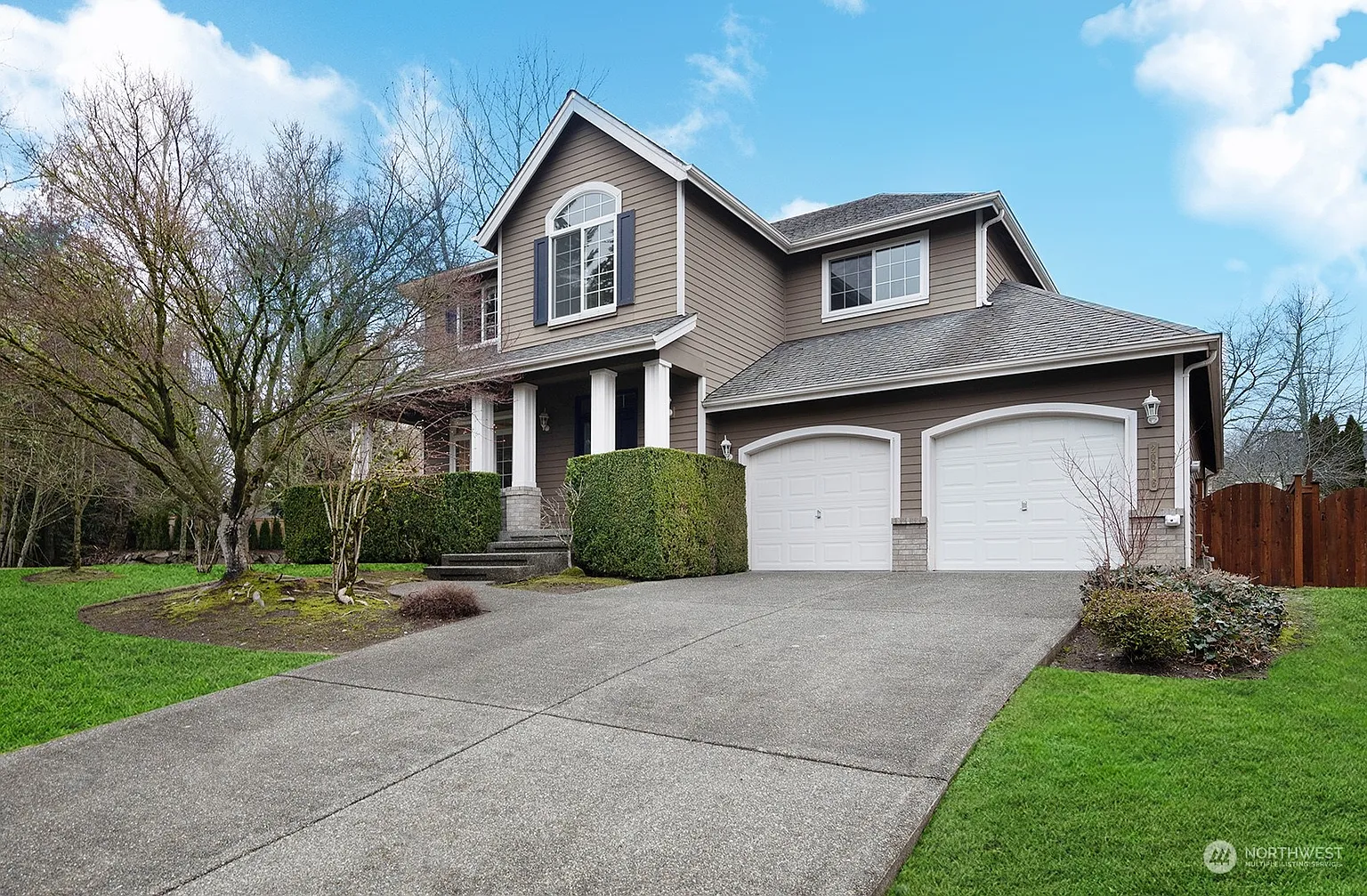 20616 NE 30th Court photo 1