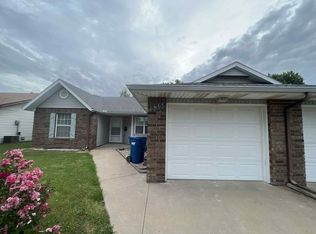 535 Scott St, Carthage, MO 64836