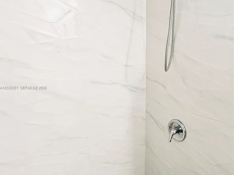 1011 NW 7th Ave #1011 — Photo 12