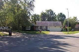 1st image of 604 Kelly Ln