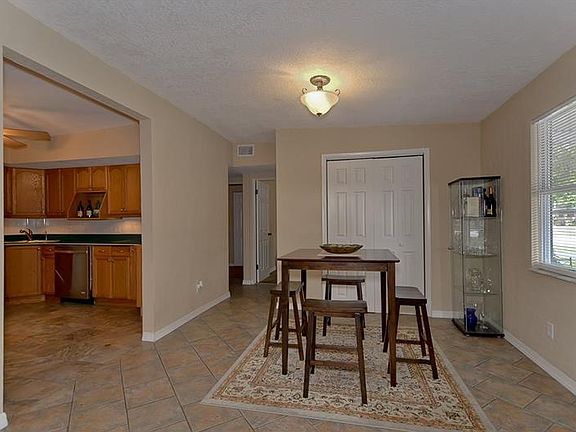 5th image of 1142 59th Ave N