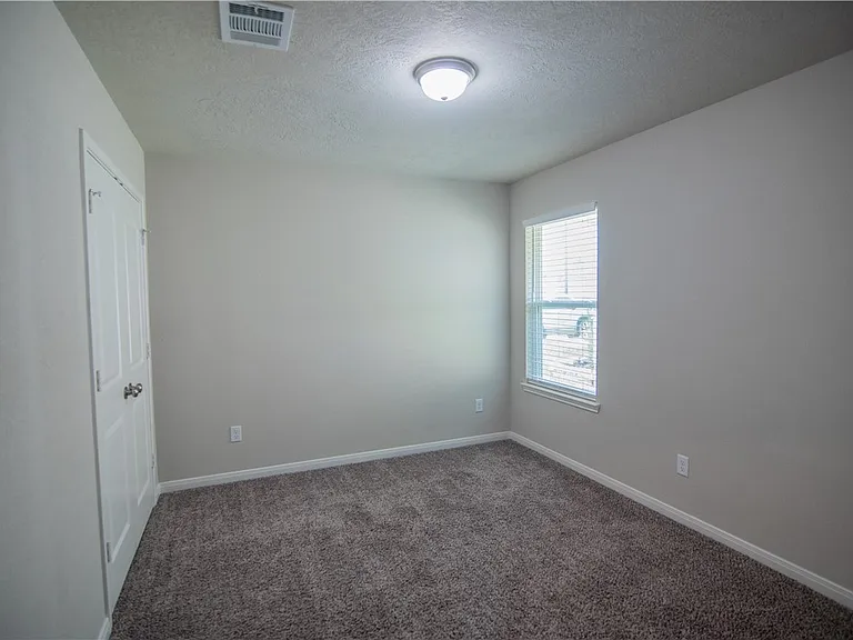 2006 Kathryn Dr — Photo 17