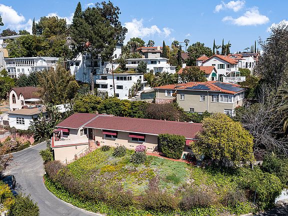 3rd image of 2132 Alcyona Dr
