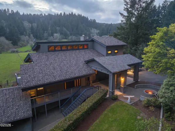 91 N Wolkau Rd, Seal Rock, OR 97376
