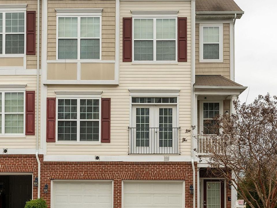 1st image of 1800 Cedar Cove Way