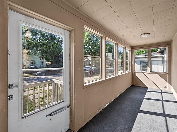 5th image of 2332 Sheridan Ave N