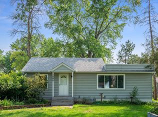 1042 90th Ave NE, Blaine, MN 55434