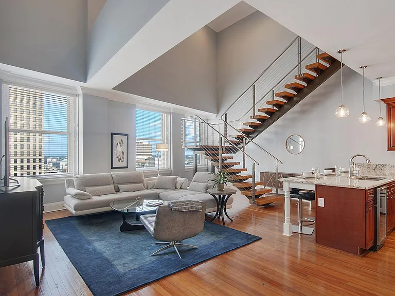 Pan Penthouse