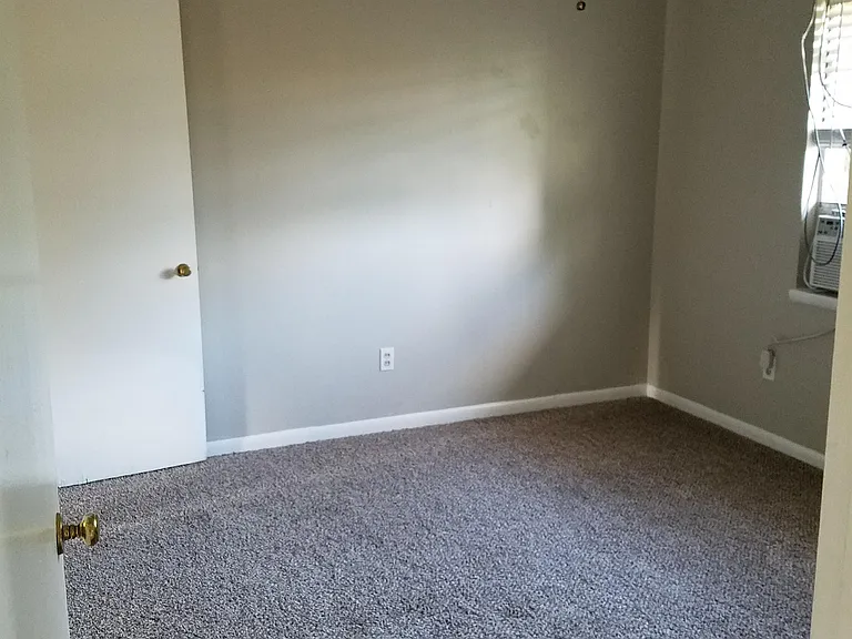 2113 Henderson Dr #1 — Photo 11