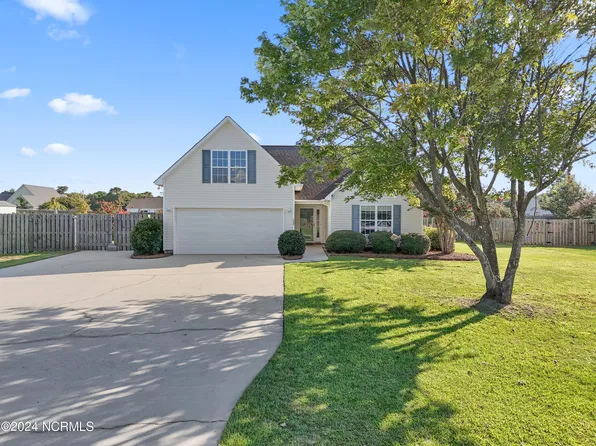 109 Twin Oaks Drive, Hampstead, NC 28443