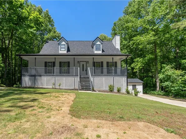 1631 Jefferson Ln, Douglasville, GA 30134