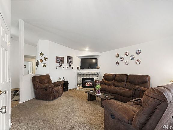 5th image of 22421 44th Avenue Ct E