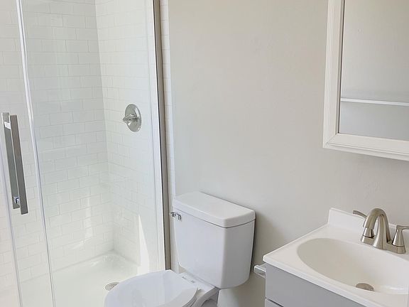 4th image of 105 Schuyler Dr