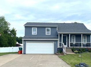 1935 Victory Dr, Erie, PA 16510