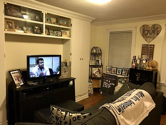 Rented by Voro, LLC | media 46