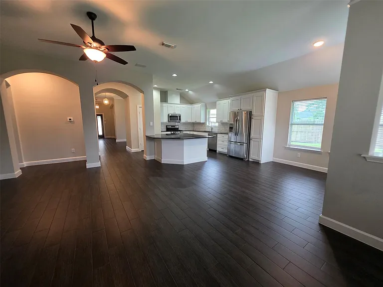 6146 Bradie Ct — Photo 8