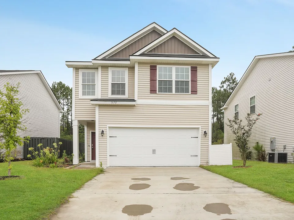 572 Brightleaf Cir