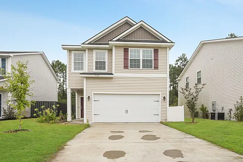 572 Brightleaf Cir Photo 1