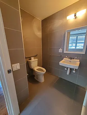 Rented by Sharpstone Realty LLC | media 17