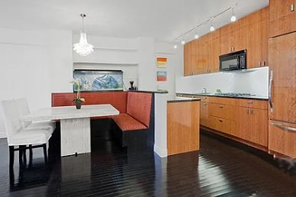 Rented by Corcoran | media 2