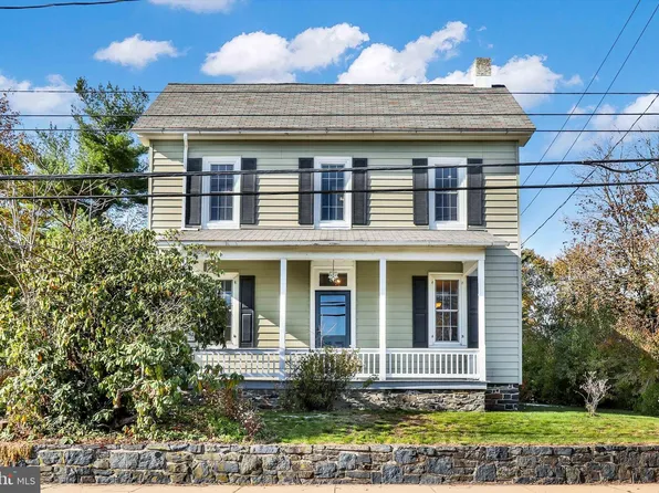 452 N Main St, Sellersville, PA 18960
