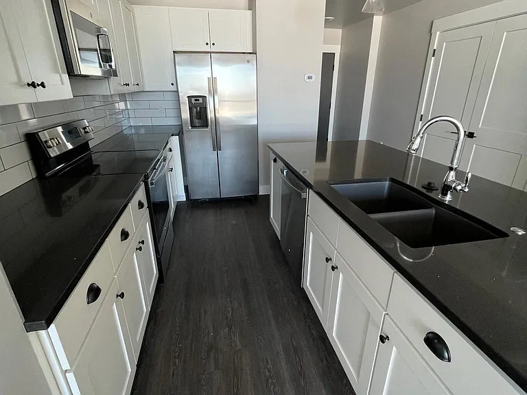 605 N 7th Ave #306 — Photo 4