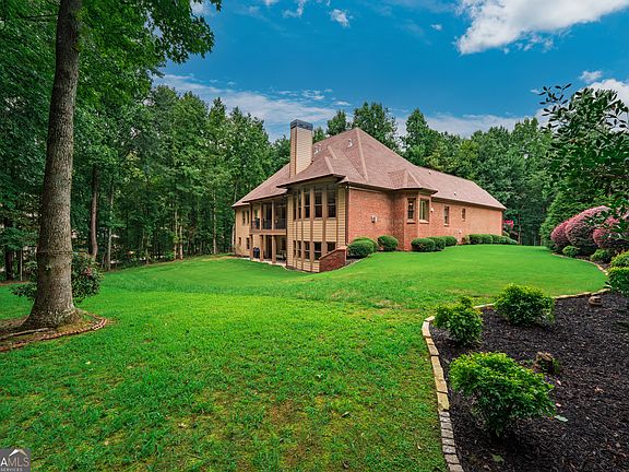 5th image of 211 Arbor Green Run