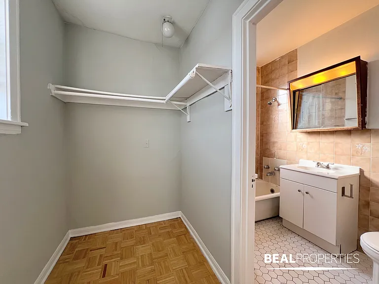 739 West Belmont Avenue — Photo 6