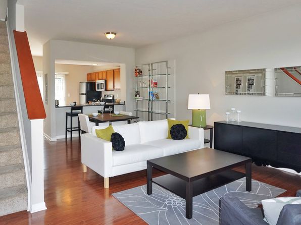 8000 John Davis Dr #2305