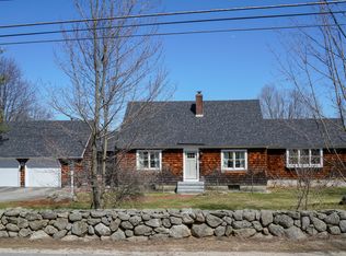 82 Peterborough Rd, Hancock, NH 03449