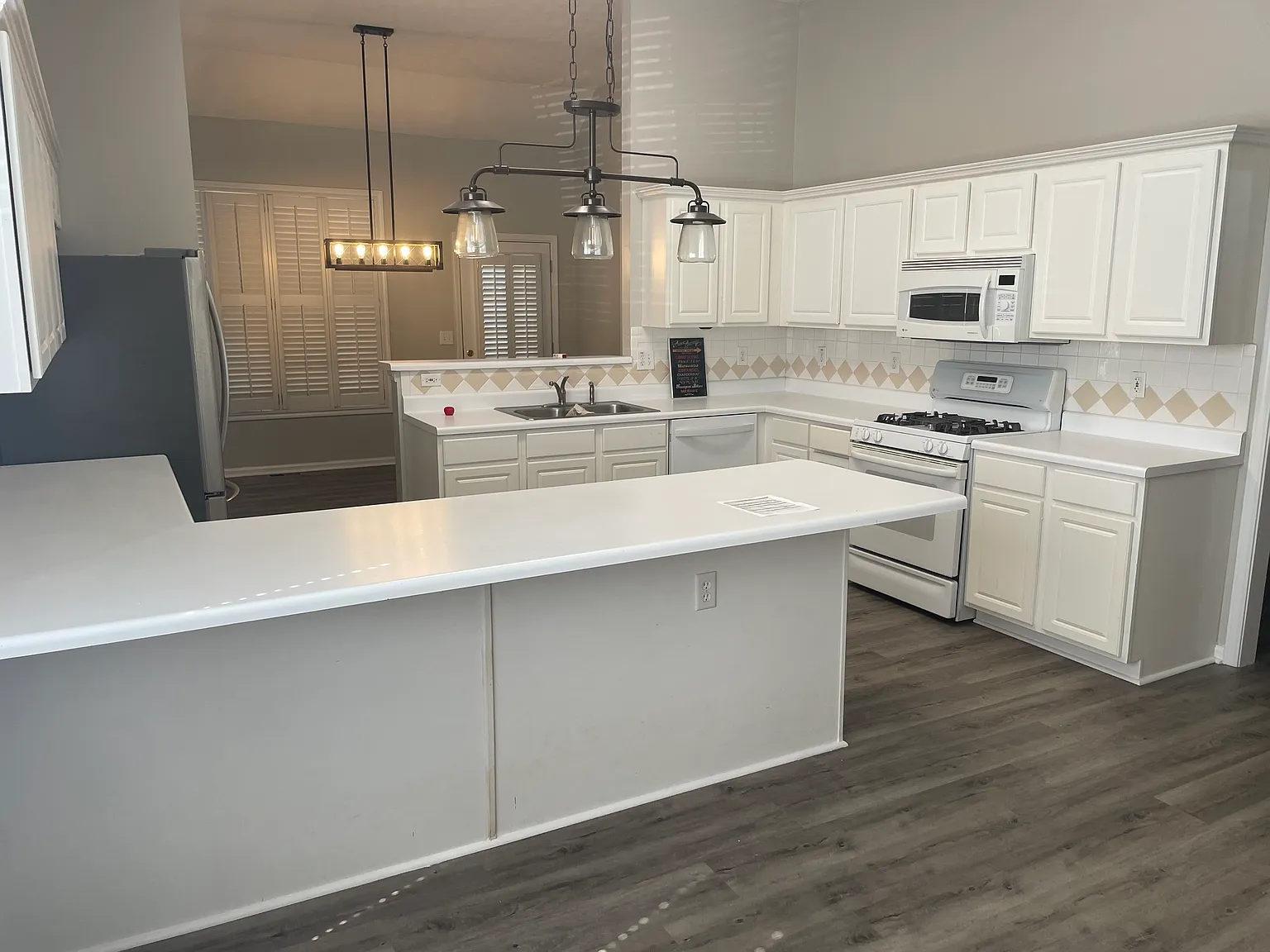 4020 Magnolia Leaf Ln — Photo 4